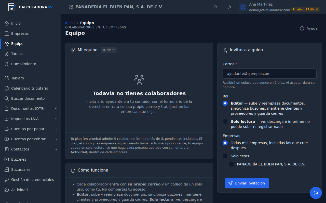 Pantalla Equipo con el formulario Invitar a alguien: correo, rol editor o solo lectura y empresas